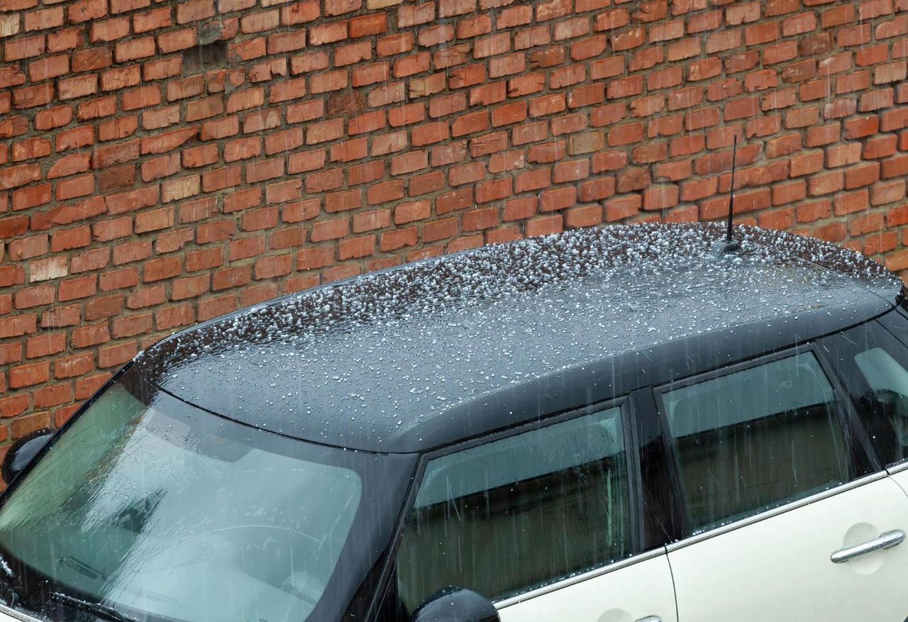 4 Essential Hail Damage Repair Tips